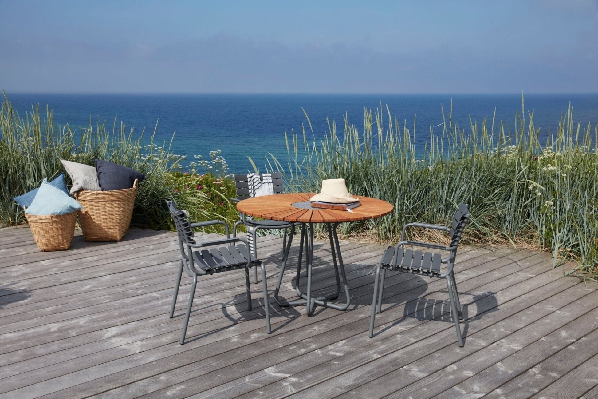HOUE ReCLIPS Outdoor Dining Chair - Procure Décor